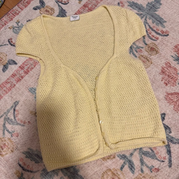 Abercrombie sweater top - Picture 1 of 3